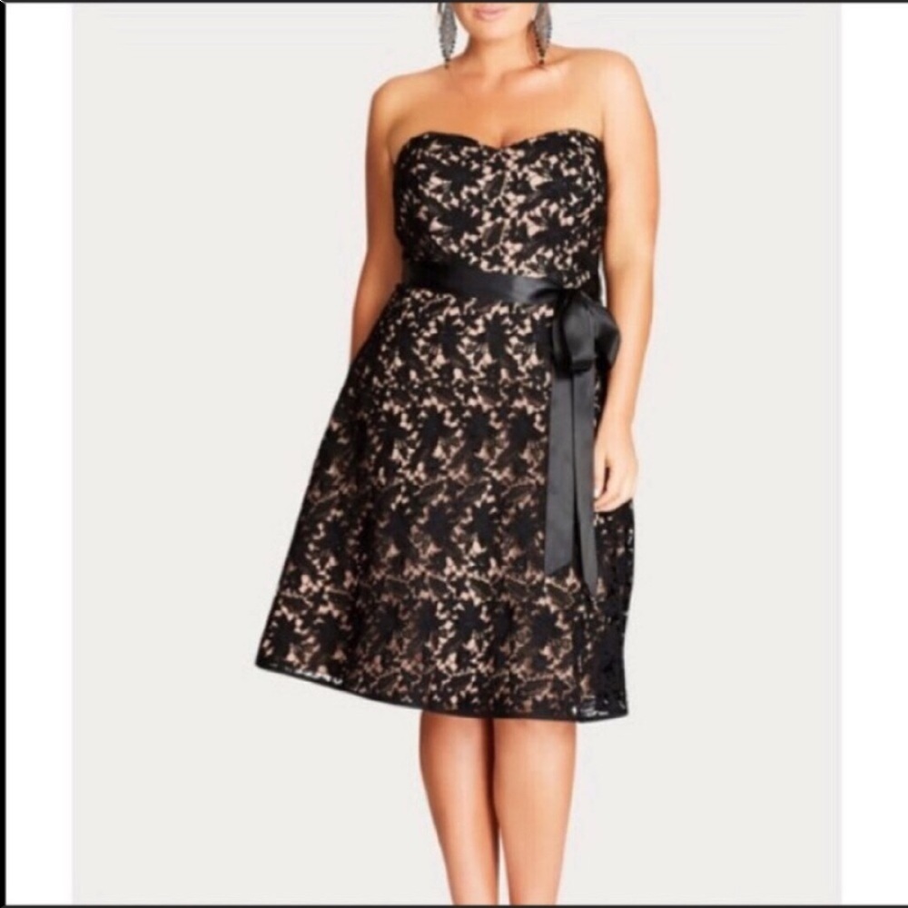 New City Chic Strapless Lace Dress